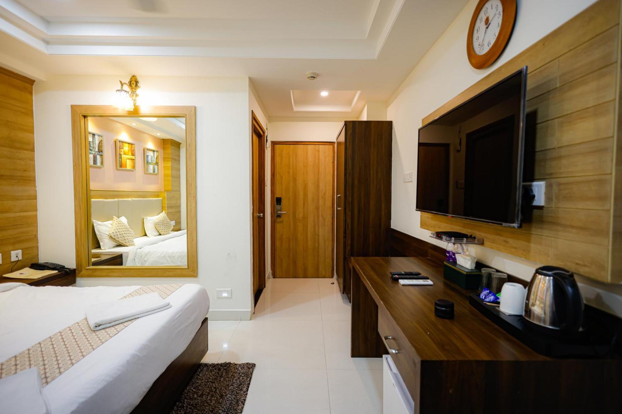 M Square Hotel 海得拉巴 外观 照片