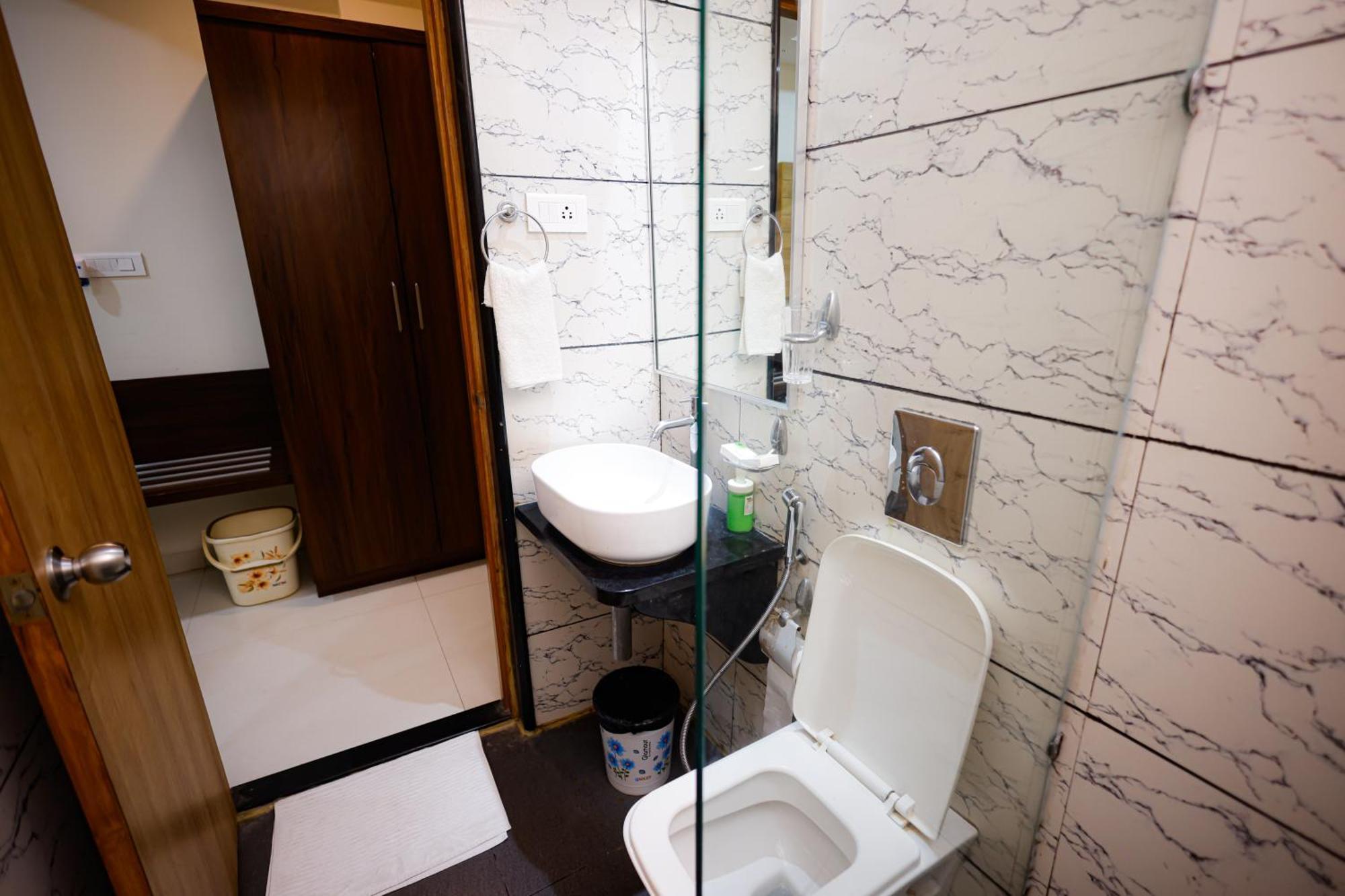 M Square Hotel 海得拉巴 外观 照片