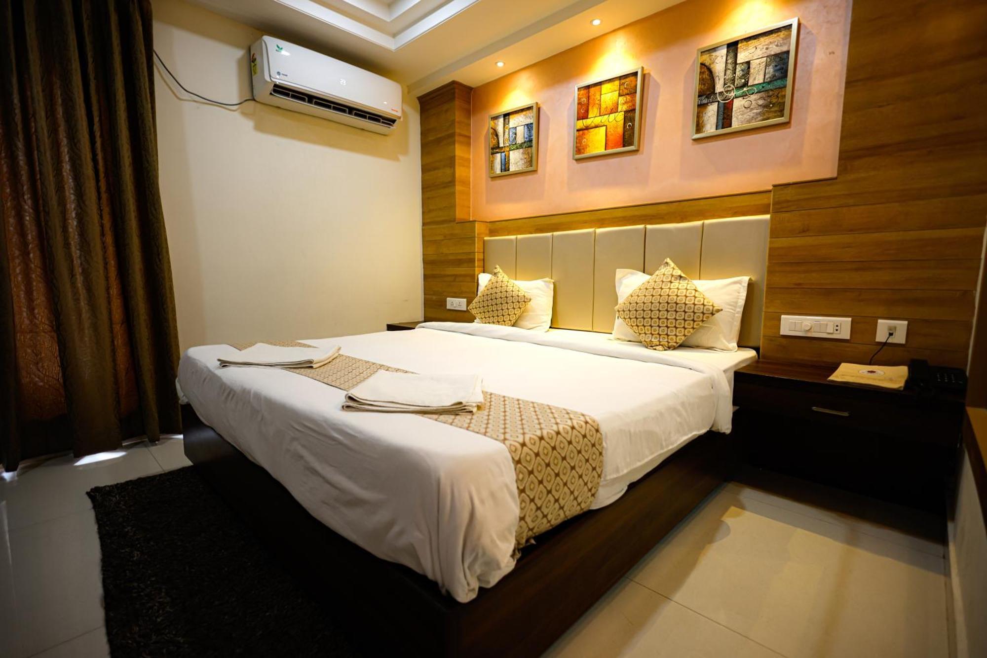 M Square Hotel 海得拉巴 外观 照片