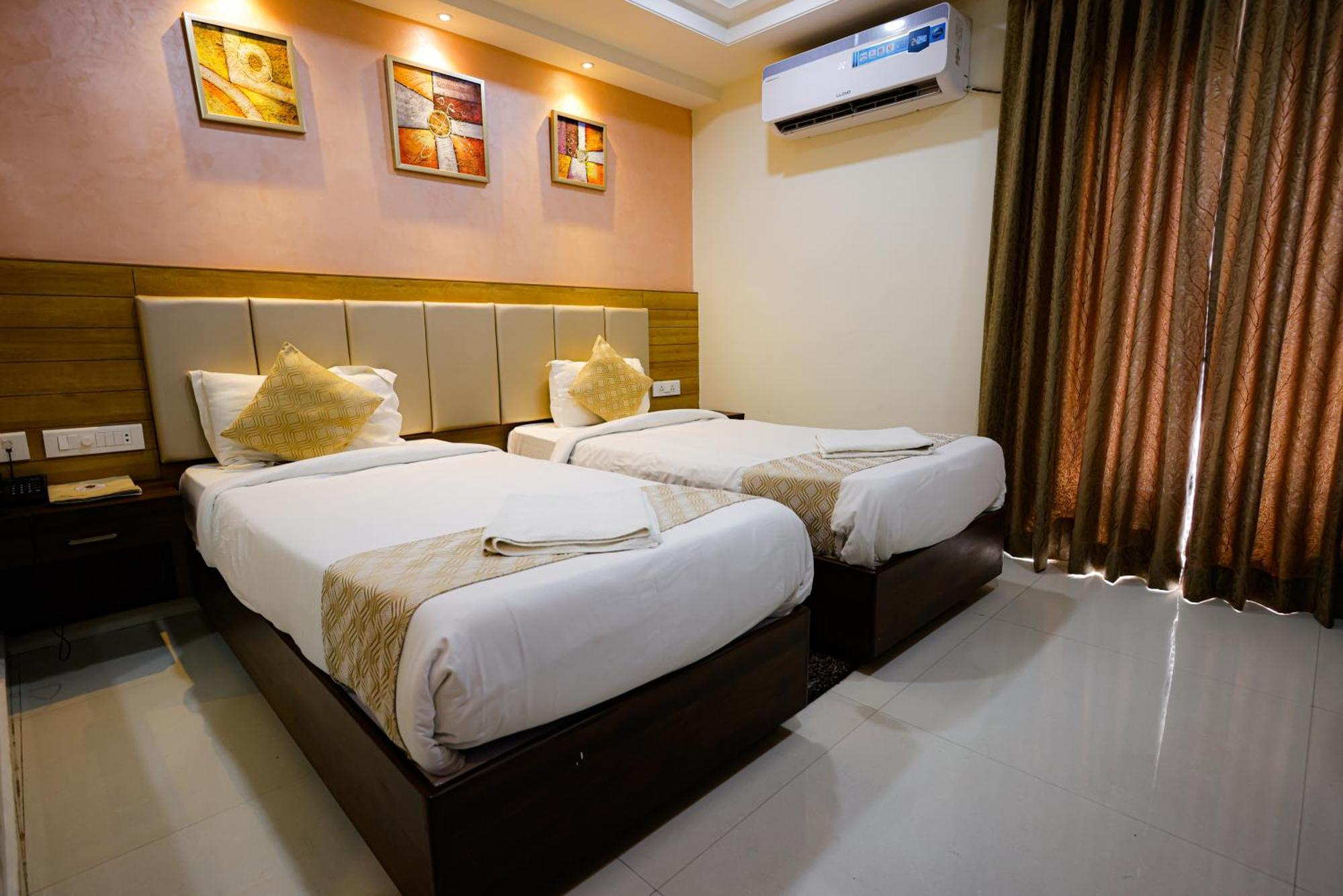 M Square Hotel 海得拉巴 外观 照片